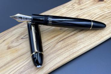 Montblanc Meisterstück 149 "Zigarre" Gold-Coated Füllfederhalter