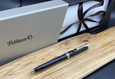 Pelikan Souverän D300 schwarz