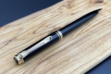 Pelikan Souverän D300 schwarz