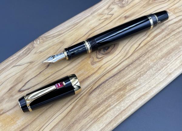 Montblanc Boheme Rouge Line Füllfederhalter Patronen Füller