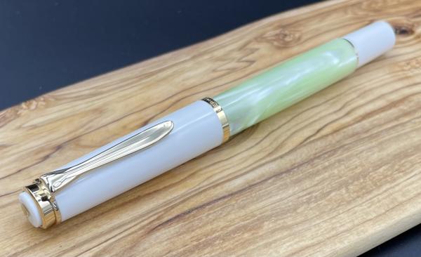 Pelikan Classic M200 Pastell Green Füller Füllfederhalter